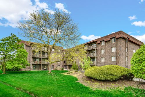 c115-820 Elder Rd, Homewood, IL, 60430-2501 | Card Image