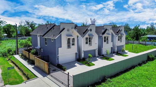 1053 Glen Ave, Houston, TX, 77088-7809 | Card Image