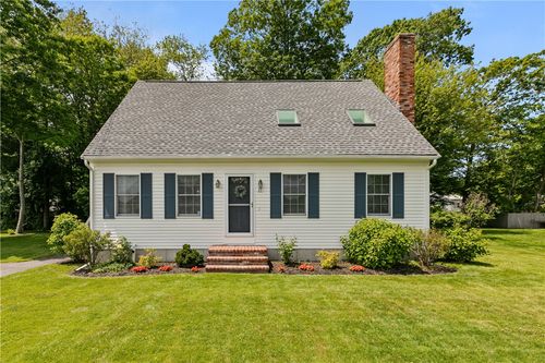 17 Basswood Dr, Bristol, RI, 02809-4911 | Card Image