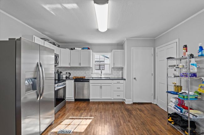 Kitchen | Image 13