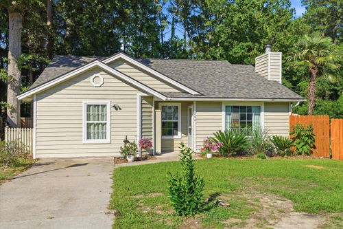 204 Oxford Way, Summerville, SC, 29486-8216 | Card Image