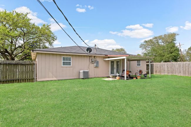 245 N Clover St, House other with 3 bedrooms, 2 bathrooms and null parking in Bridge City TX | Image 23