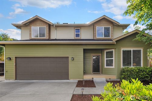 5944 26th Ave Sw, Seattle, WA, 98106-1438 | Card Image