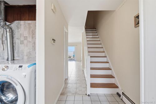 30 Hillside Ave, West Haverstraw, NY, 10993-1006 | Card Image