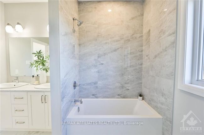 3325 Highway 31 Bank St, House other with 2 bedrooms, 1 bathrooms and 6 parking in South Dundas ON | Image 19