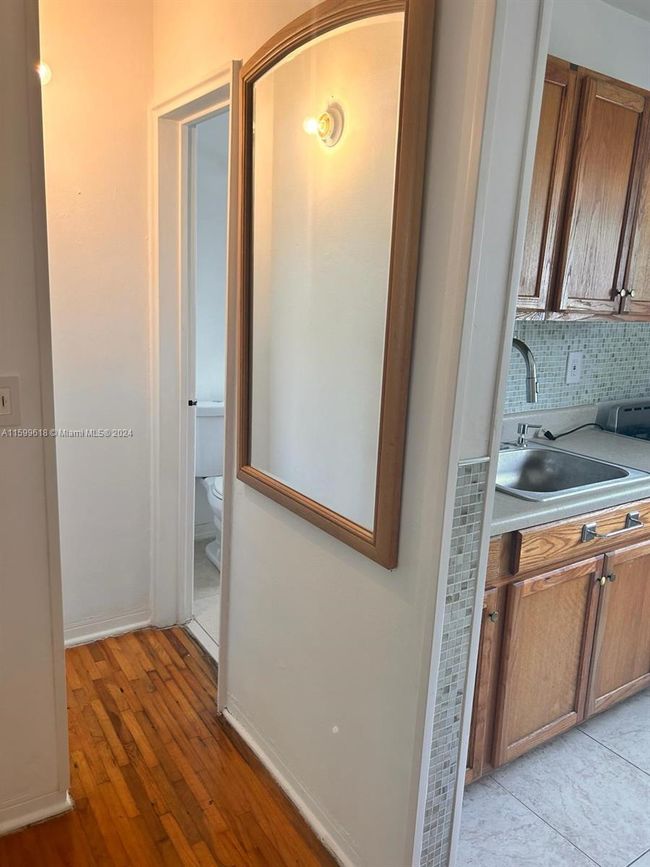 APT-4 - 7945 Carlyle Ave, Condo with 0 bedrooms, 1 bathrooms and null parking in Miami Beach FL | Image 17