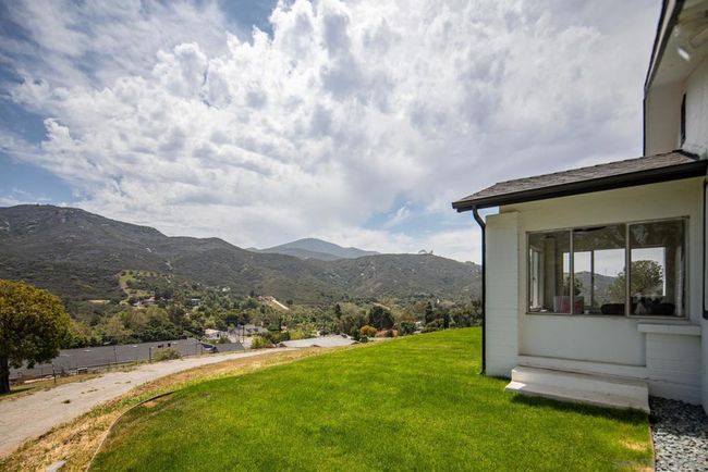 3153 Pine Ln, House other with 5 bedrooms, 3 bathrooms and 8 parking in Spring Valley CA | Image 9