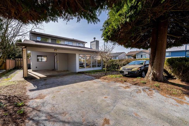 3212 Chrome Crescent, House other with 3 bedrooms, 2 bathrooms and 3 parking in Coquitlam BC | Image 26