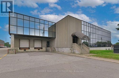 1-9 Densley Avenue, Toronto (Brookhaven-Amesbury), ON, M6M2P5 | Card Image
