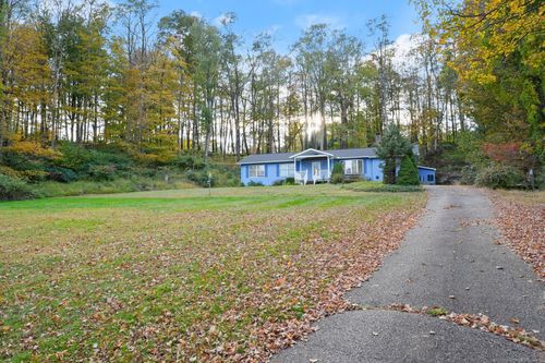 6 Old Greenwoods Rd, Sherman, CT, 06784-1522 | Card Image