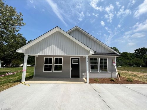 410 Kendall St, Thomasville, NC, 27360-5450 | Card Image