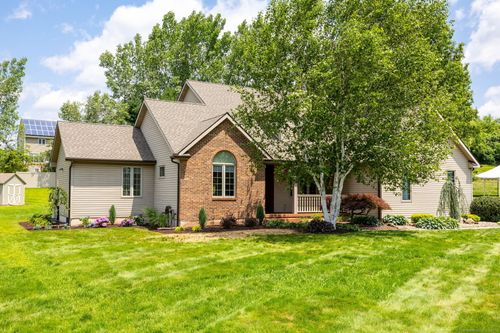 73 Blossom Way, Southington, CT, 06489-1878 | Card Image