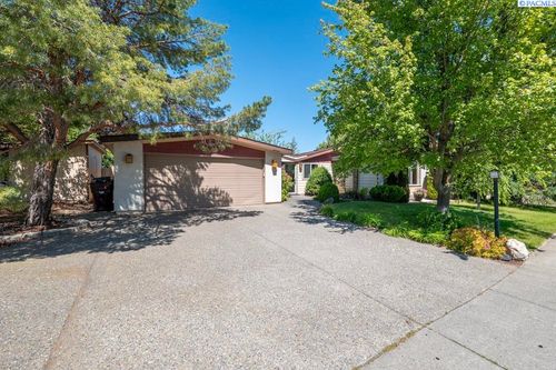 100 Nw Lancer Lane, Pullman, WA, 99163 | Card Image
