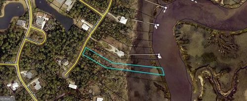 211 Overlook Ln, Saint Mary's, GA, 31558-1962 | Card Image