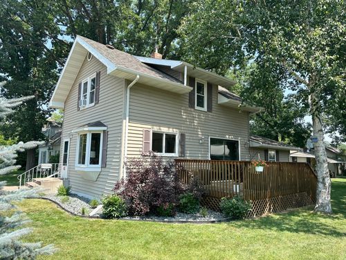 418 Park St S, Mora, MN, 55051-1447 | Card Image