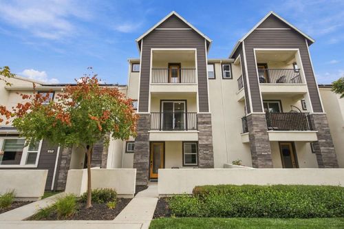 3069 High Meadow Walk, Sacramento, CA, 95833-4454 | Card Image