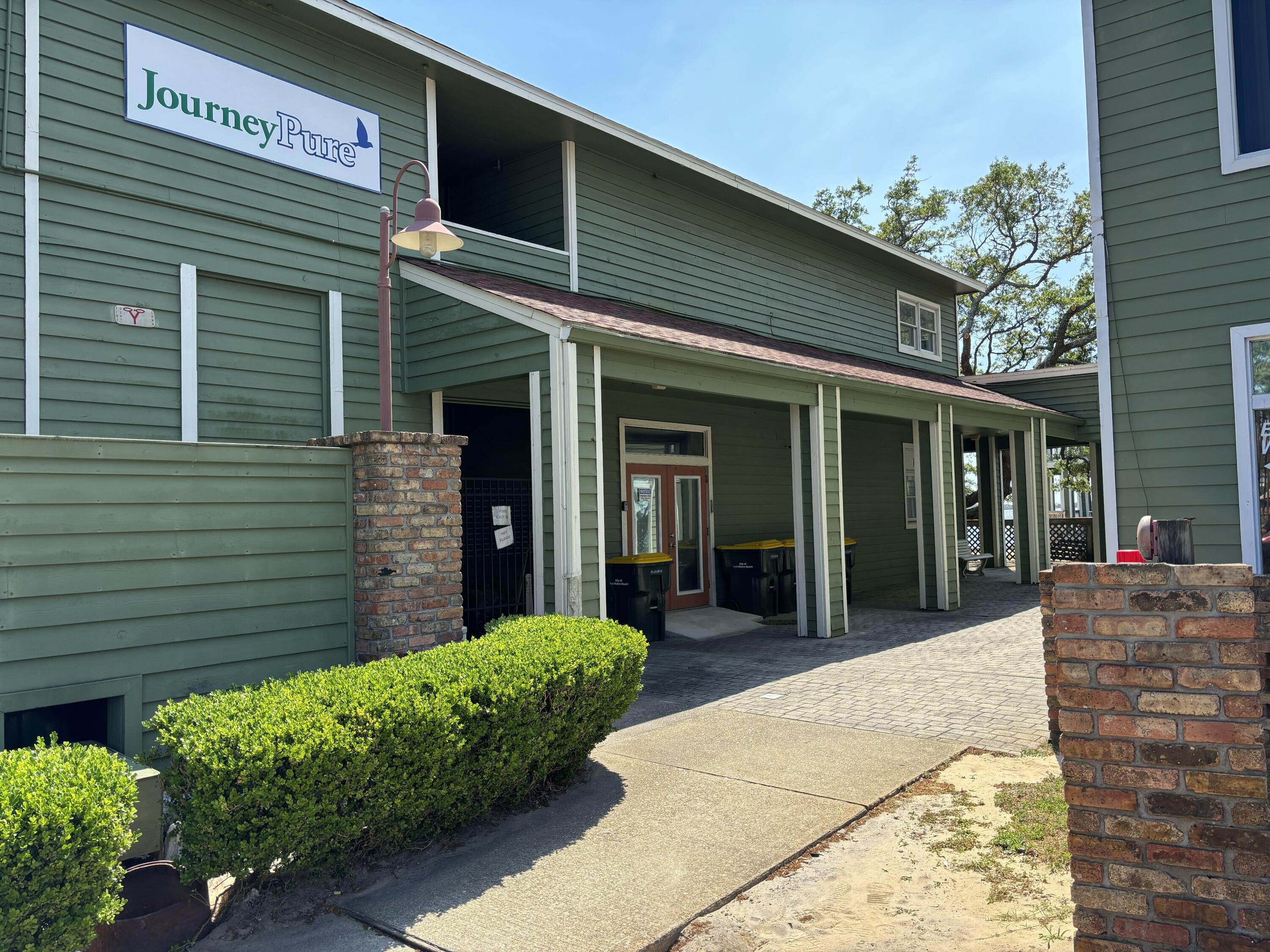Commercial Lease in Fort Walton Beach 2