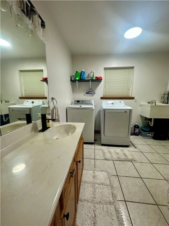 1069 Highway 72, House other with 4 bedrooms, 2 bathrooms and null parking in Three Rivers TX | Image 24