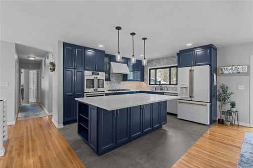43 E Ridge Ln, Mount Kisco, NY, 10549-3607 | Card Image