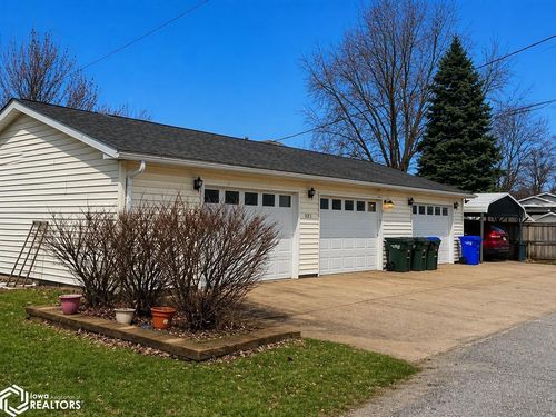 1117 Avenue D, Fort Madison, IA, 52627-2736 | Card Image