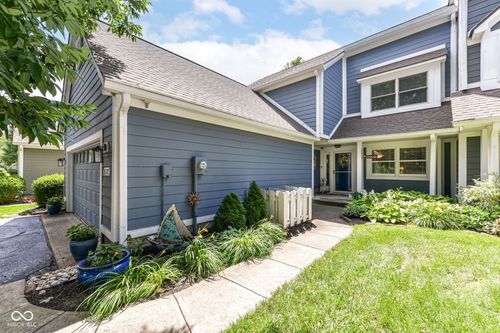 8172 River Bay Dr E, Indianapolis, IN, 46240-2997 | Card Image