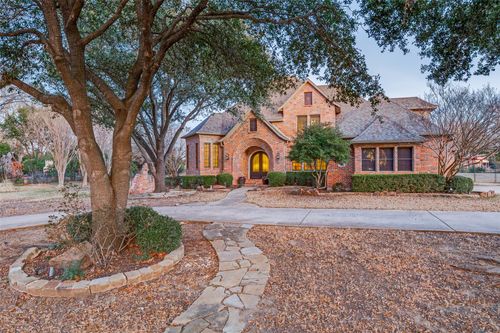 390 Oak Ridge Dr, Fairview, TX, 75069-9445 | Card Image