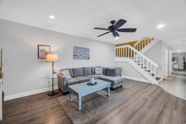 0 - 2004 Se Round Table Dr, Condo with 2 bedrooms, 3 bathrooms and null parking in Port St. Lucie FL | Image 9