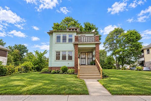 119 Candler St, Highland Park, MI, 48203-2829 | Card Image