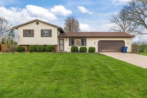 1709 Lake Breeze Road, Algoma, WI, 54904 | Card Image