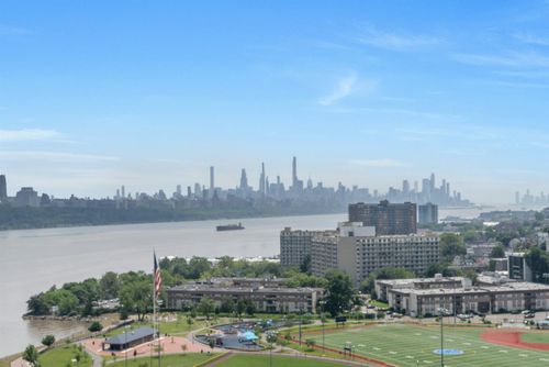 apt-19k-1203 River Rd, Edgewater, NJ, 07020-1467 | Card Image