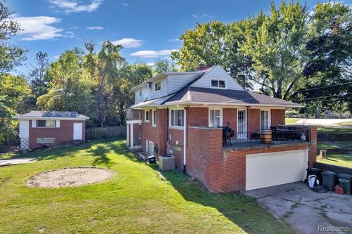 42790 Utica Rd, Sterling Heights, MI, 48314-3565 | Card Image