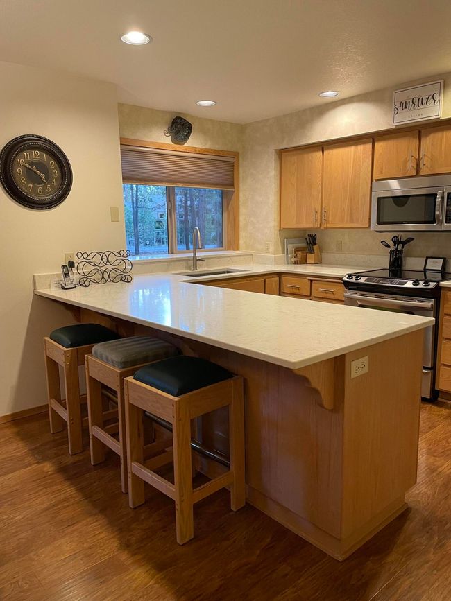9-Kitchen-R33 | Image 9
