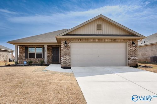 108 Oliver Ct, Hazel Green, AL, 35750-5007 | Card Image