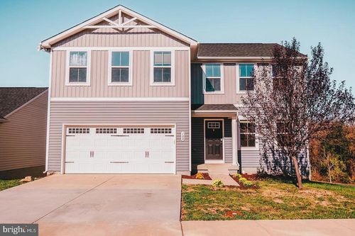 100 Coville St, MIDDLETOWN, VA, 22645-1862 | Card Image