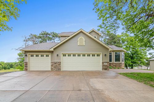 22561 Typo Creek Dr Ne, Stacy, MN, 55079-9351 | Card Image