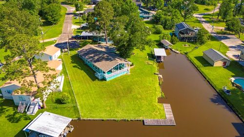 1575 Yaupon Cove Dr, Onalaska, TX, 77360-5034 | Card Image