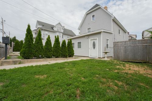 72 Harral Ave, Bridgeport, CT, 06604-3001 | Card Image