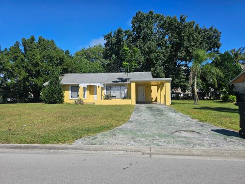 1917 Se Burgundy Ln, Port St Lucie, FL, 34952-8812 | Card Image
