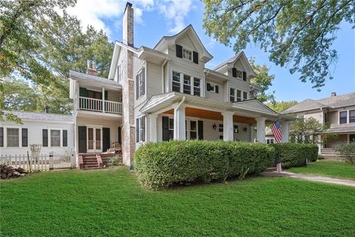 424 S Elm St, Ottawa, KS, 66067-2107 | Card Image