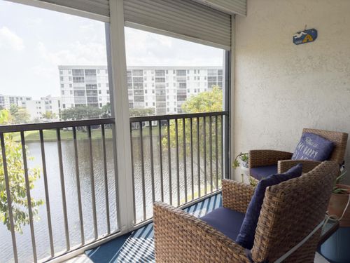 403-2222 N Cypress Bend Dr, Pompano Beach, FL, 33069-5651 | Card Image