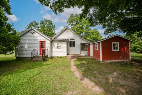 87 44th St, Bloomingdale, MI, 49026-9504 | Card Image