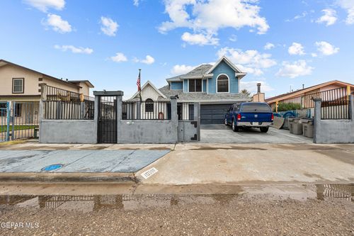 10916 Ernie Banks Dr, El Paso, TX, 79934-3403 | Card Image