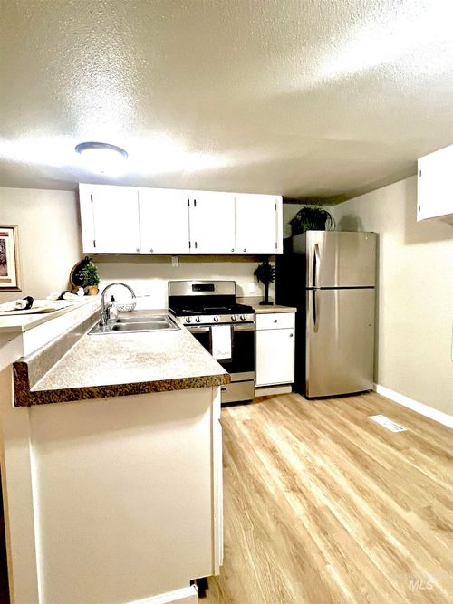 19-340 E 8th Street, Mountain Home, ID, 83647 | Card Image