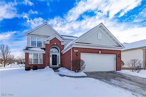 347 Lexington Circle, Broadview Heights, OH, 44147 | Card Image