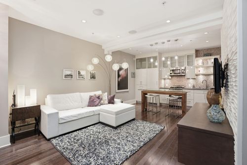 603-175 E Broadway, Vancouver, BC, V5T1W2 | Card Image