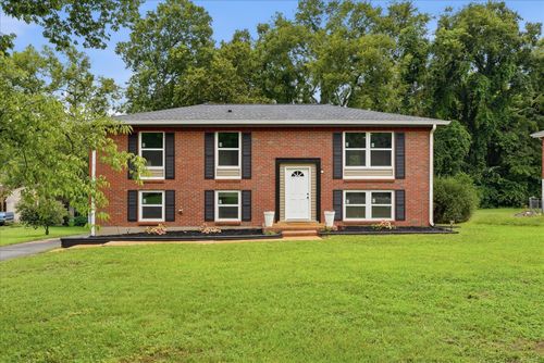 5009 Bonnameade Dr, Hermitage, TN, 37076-1807 | Card Image