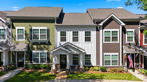 1805 Edgewater Dr Nw, Conover, NC, 28613-8184 | Card Image