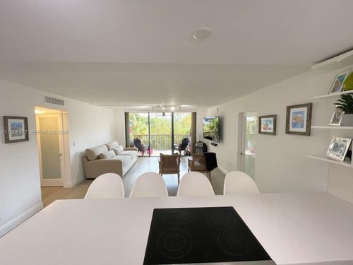 apt-304-101 Ocean Lane Dr, Key Biscayne, FL, 33149-1446 | Card Image