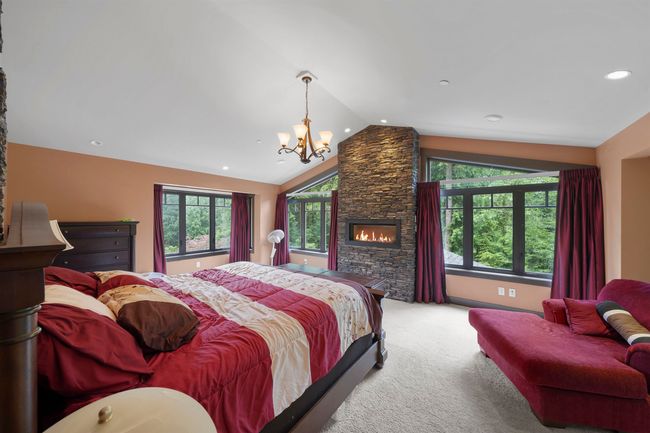 27714 Aspen Pl, House other with 5 bedrooms, 5 bathrooms and 8 parking in Maple Ridge BC | Image 24
