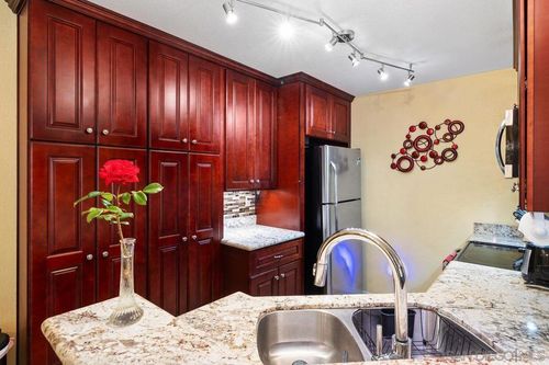 unit-33-7263 Camino Degrazia, San Diego, CA, 92111-7852 | Card Image